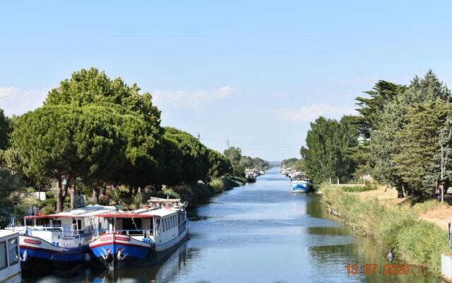 Studio Port Camargue Bord de Mer