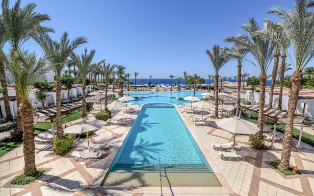 Jaz Fanara Resort & Residence