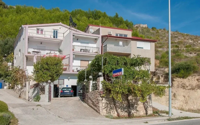 Franka - Beautiful sea View & Parking - A1