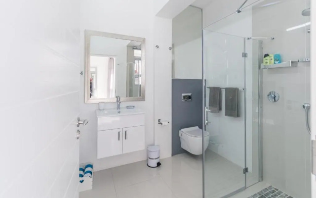 Greenways Drive Apartment