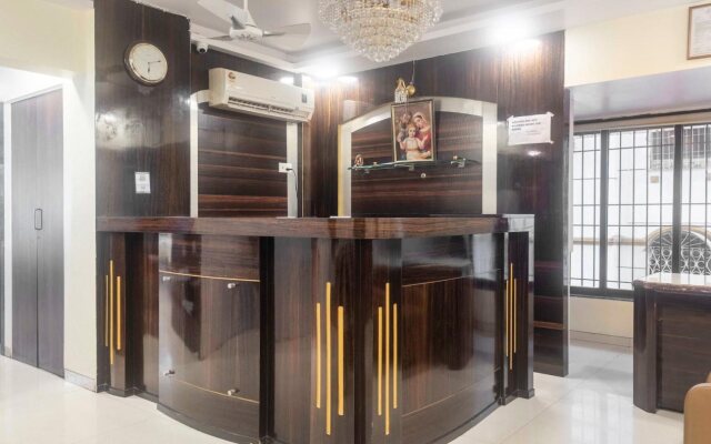 Hotel Daisy Residency