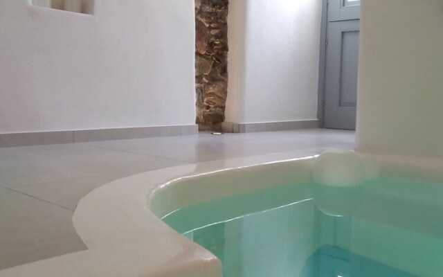 Esperia Luxury Suites