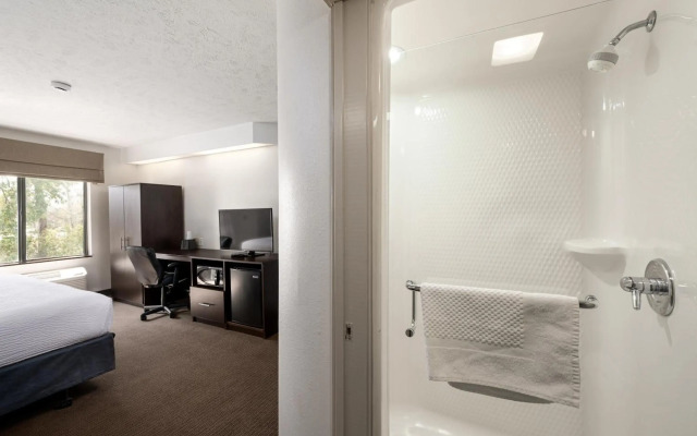 SureStay by Best Western Summerville Flowertown