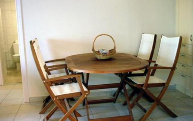 Menigos House 129