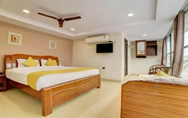Hotel Padmini Elite