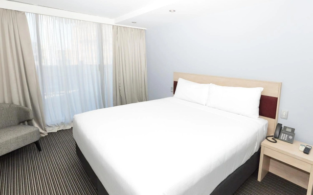 Central Studio Hotel Sydney – Guest Rooms – Sydney