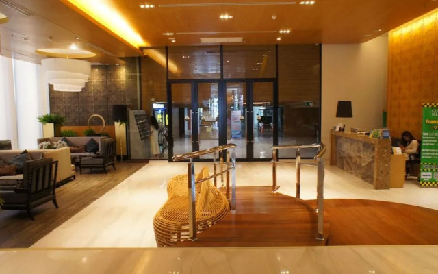 The Astra Luxury Suit condo