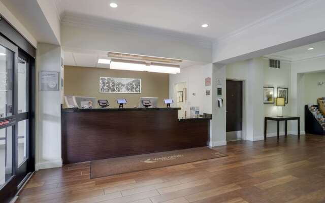 Sleep Inn & Suites Cave City