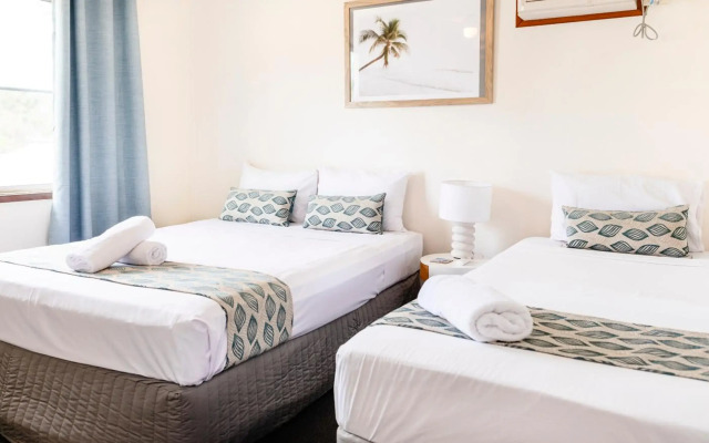 Palm View Holiday Apartments