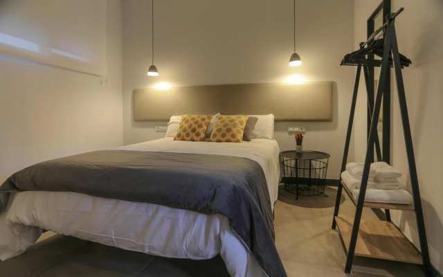 TRIA NOMINA Apartamentos Turísticos