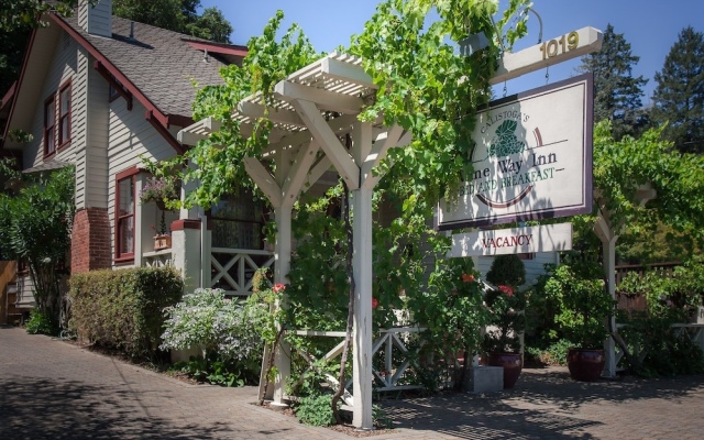 Calistoga Wine Way Inn