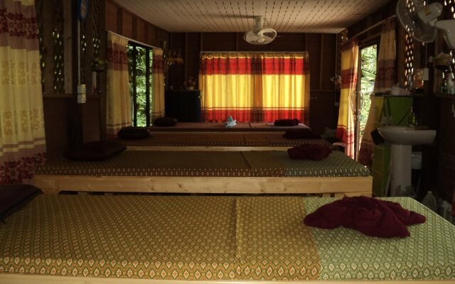 Khao Sok Island Resort and Spa