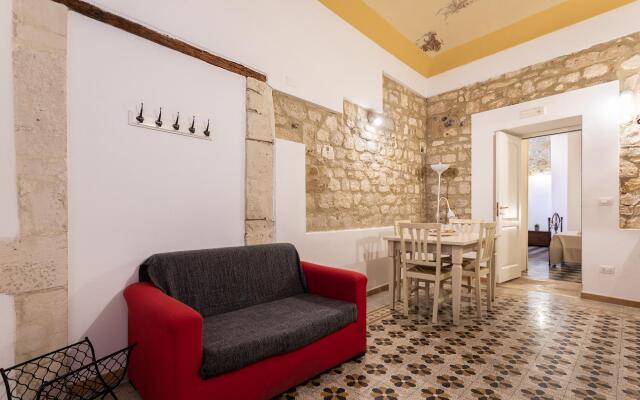 Salomone Apartment 16