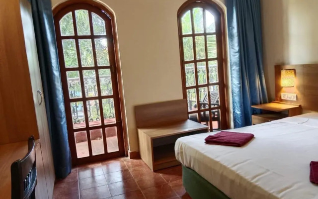 Sea Breeze Beach Resort Candolim