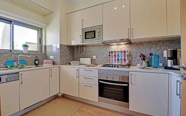 Albufeira Paradise With Pool by Homing