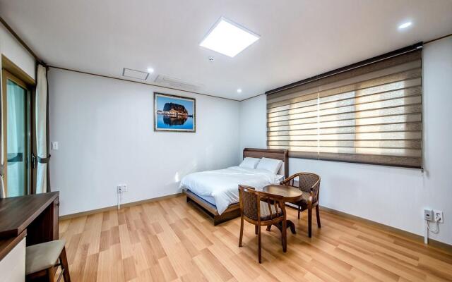 Seogwipo Gaetkeusi Pension