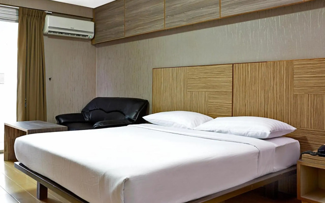 Watana Hotel