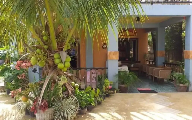 Golden Anchor- Lodge