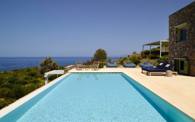 Villa Queen