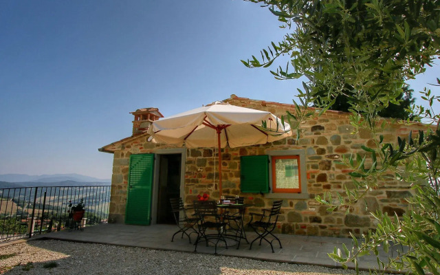 Dwelling in Renovated Barn near Birthplace of Michelangelo