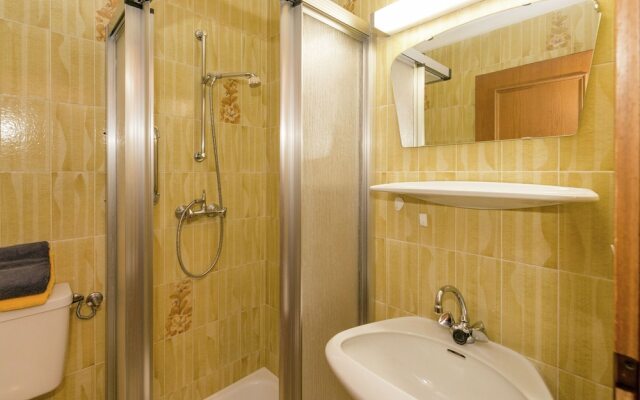 Spacious Apartment in Hollersbach im Pinzgau near Ski Area