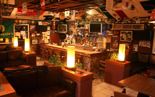 Azteca Inn