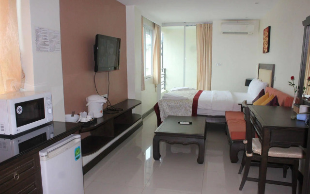 Sooksabai Jomtien Beach Hotel