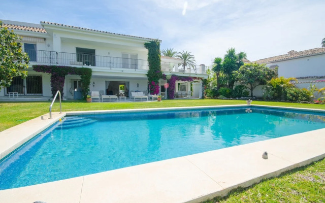 Villa Shayna
