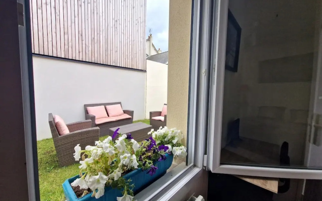 Single-storey House With Outdoor Space