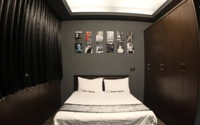 Time House Chain Hualien Train Station Hostel