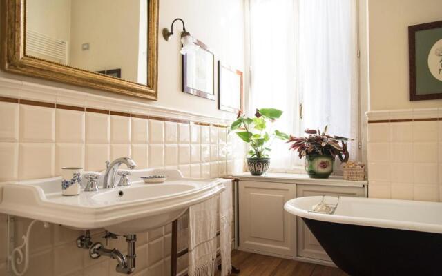 Sophisticated apt near Duomo