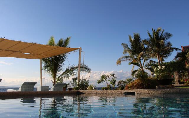 Emoha Dive Resort