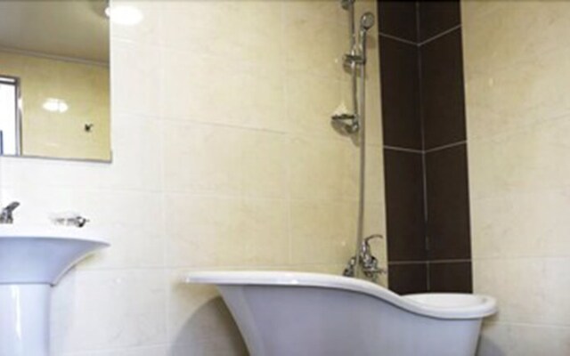 Tongyeong Tourist Hotel