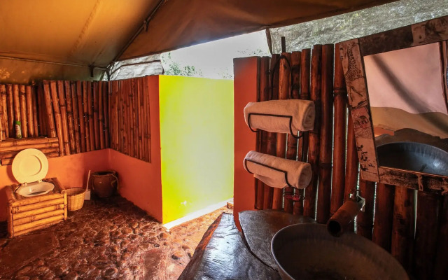 Punda Milias Lodge