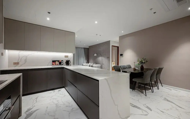 DongDong Apartment The Metropole