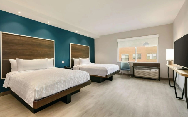 Tru by Hilton Charlotte Ayrsley
