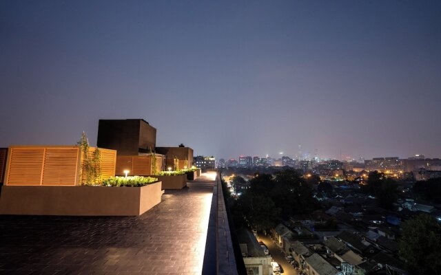 base-Wangfujing Serviced Apartment