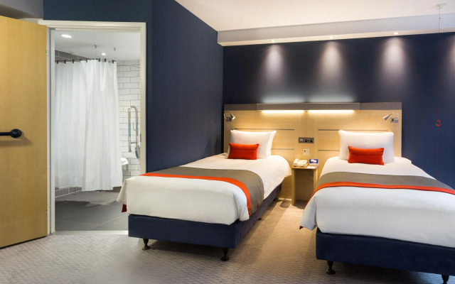 Holiday Inn Express London-Watford Junction by IHG