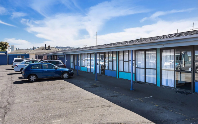 Ocean Beach Hotel