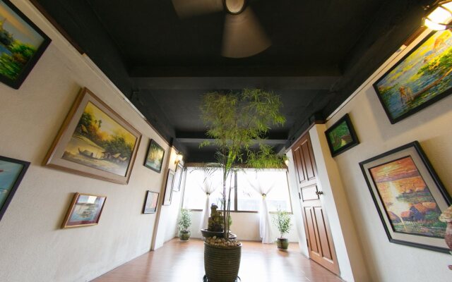 Orchid Hotel