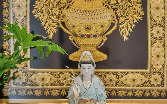 Luxury 4 bedroom Solar Villa