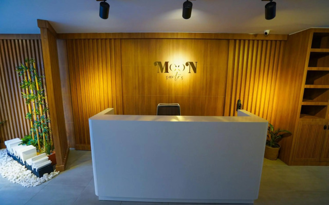 Moon Suites