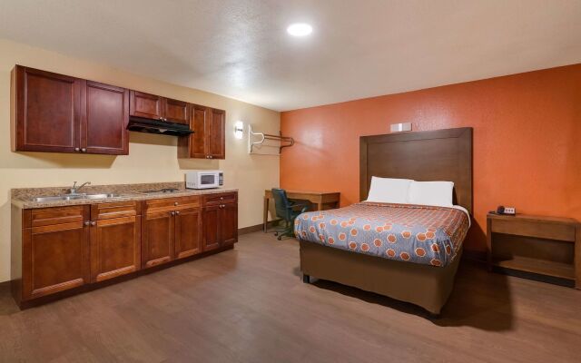 Rodeway Inn & Suites New Orleans East