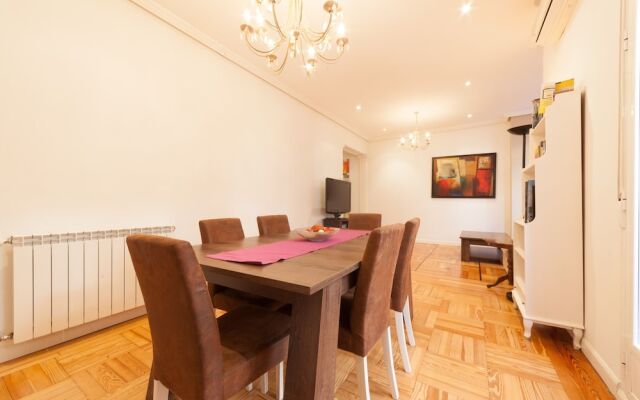 Classical Flat in Barrio Salamanca  by Allô Housing