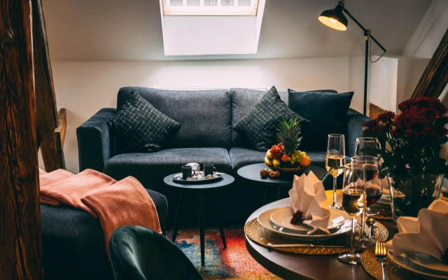 Luxury Oasis, Sauna, AC and Free Parking