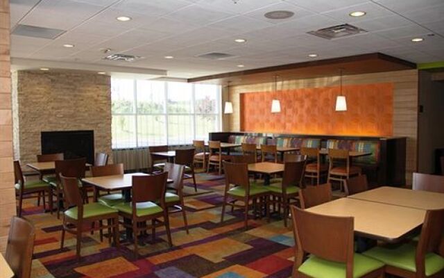 Fairfield Inn & Suites Watervliet St. Joseph