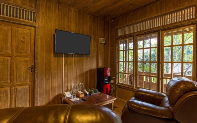 Menjangan Ecolodge