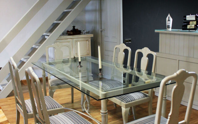 Hotel Bodega La Casa del Cofrade