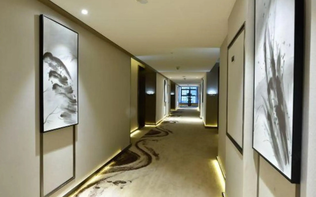 Wuhan Xinhao Grace Hotel (Hankou Railway Station)