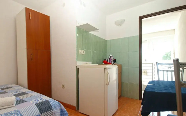 Apartment 700